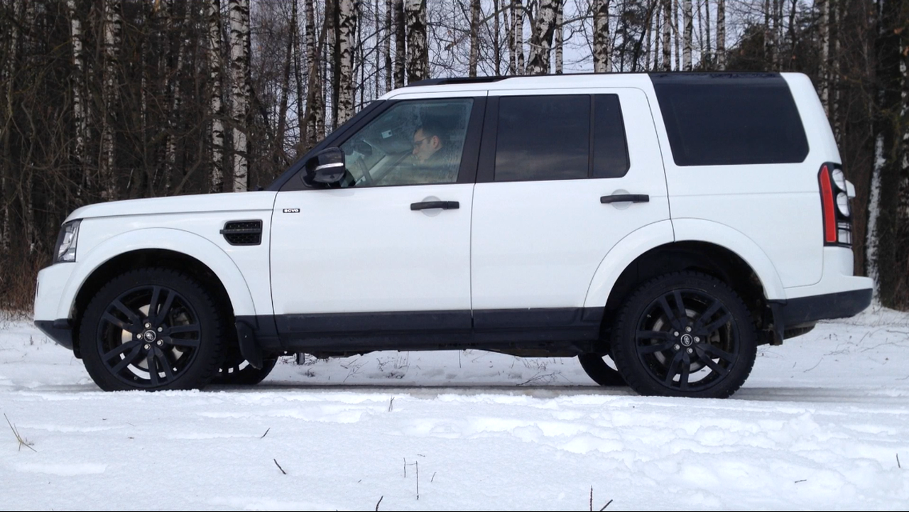Видеообзор Land Rover Discovery 4: вес имеет значение
