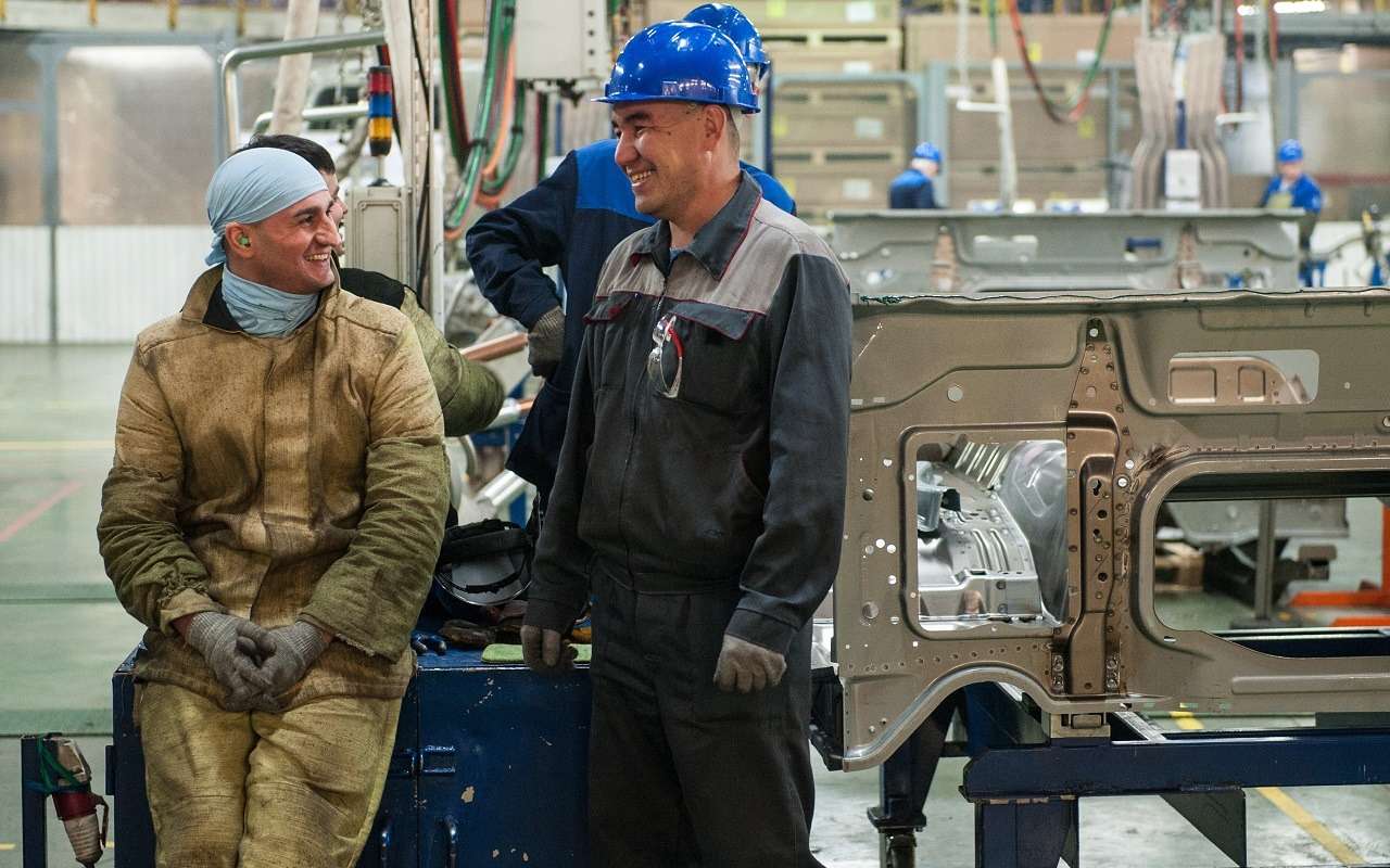 КАМАЗ отменил четырехдневную рабочую неделю