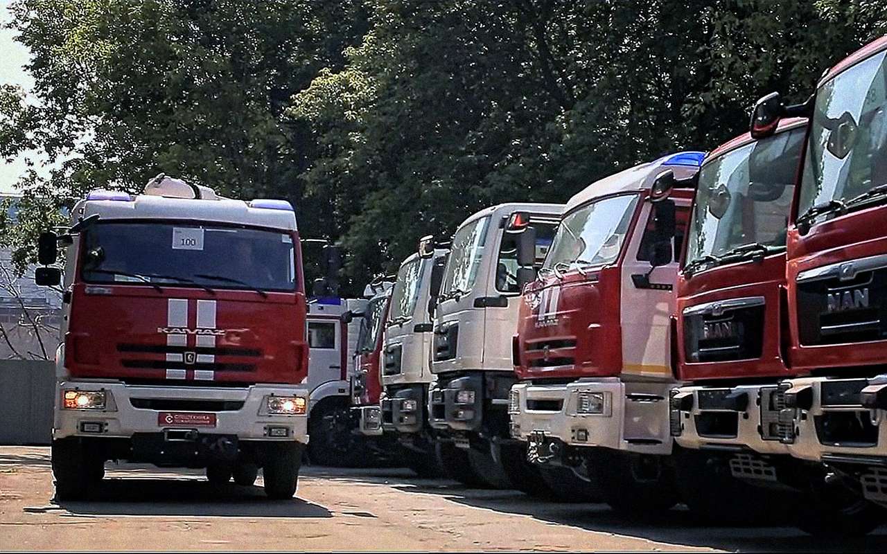 Производство пожарных автомобилей на территории завода ЗИЛ