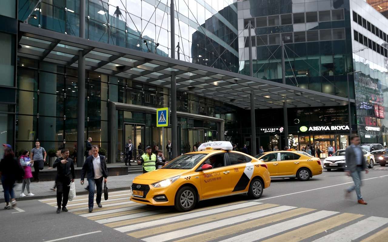 Яндекс.Такси начинает доставлять лекарства