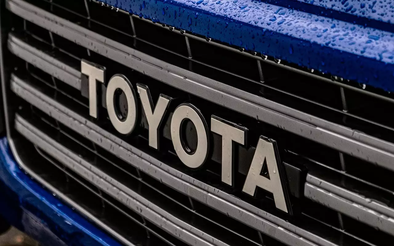 Россиянин отсудил за бракованный Лэнд Крузер более 36 миллионов рублей