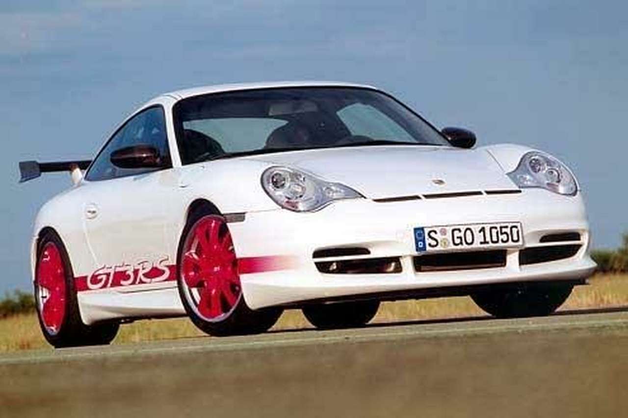 Новая Porsche 911 RS для фанатов спорта