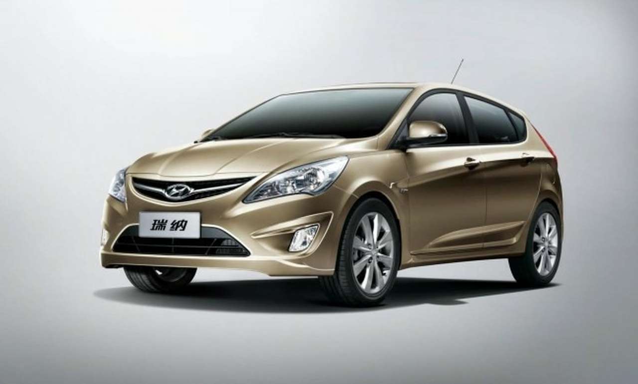 Hyundai показал хэтчбек Verna на базе Solaris