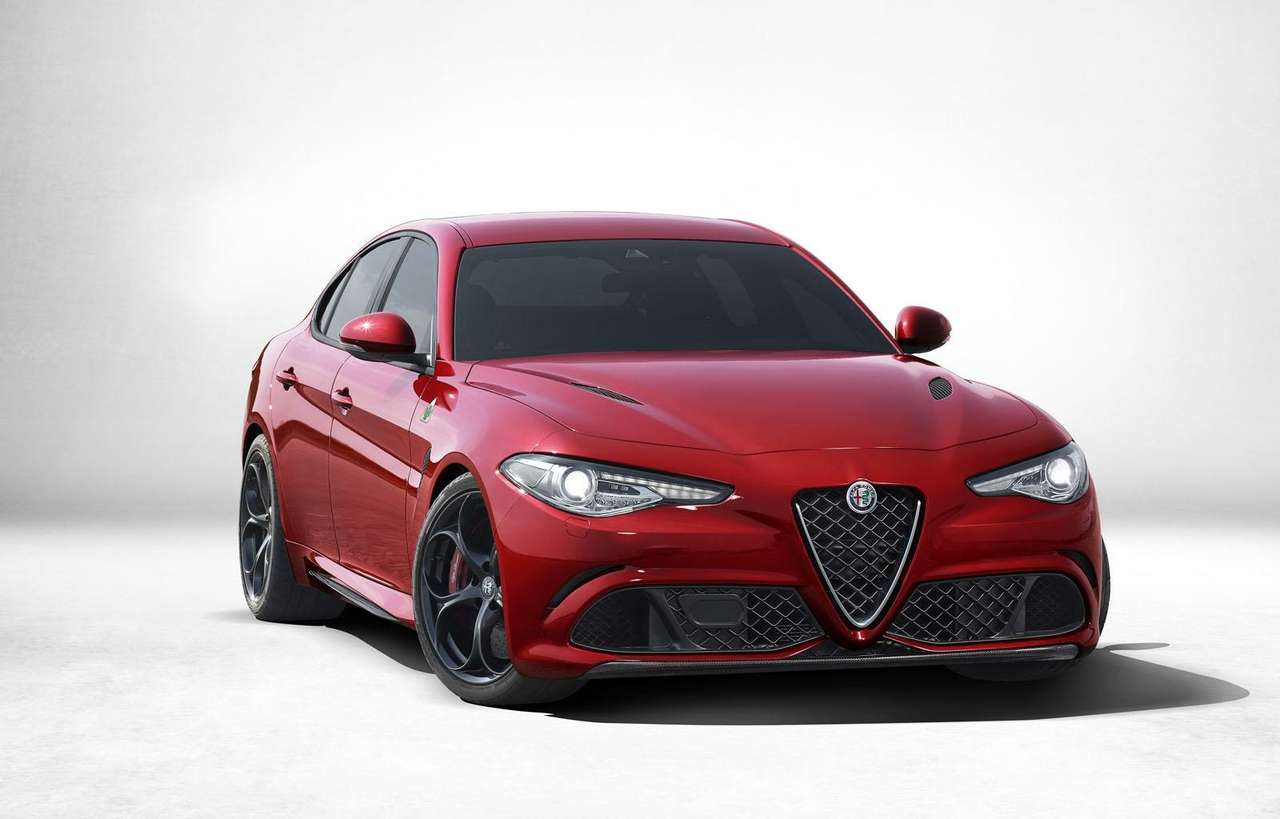 Alfa Romeo Giulia наконец-то рассекречена (ФОТО, ВИДЕО)