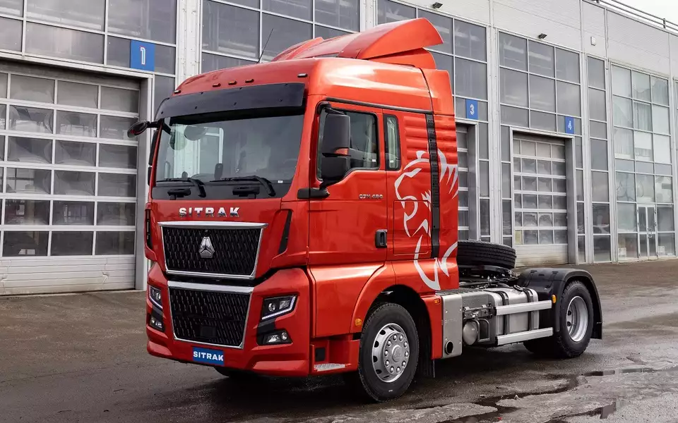 Самый популярный седельный тягач в РФ: в 2025-м на Sitrak C7H пришлось 10% всего рынка тяжелой грузовой техники