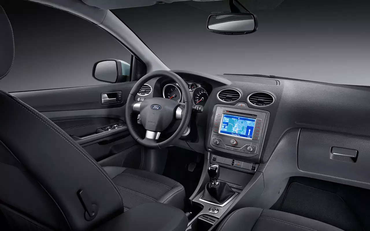 Интерьер Ford Focus
