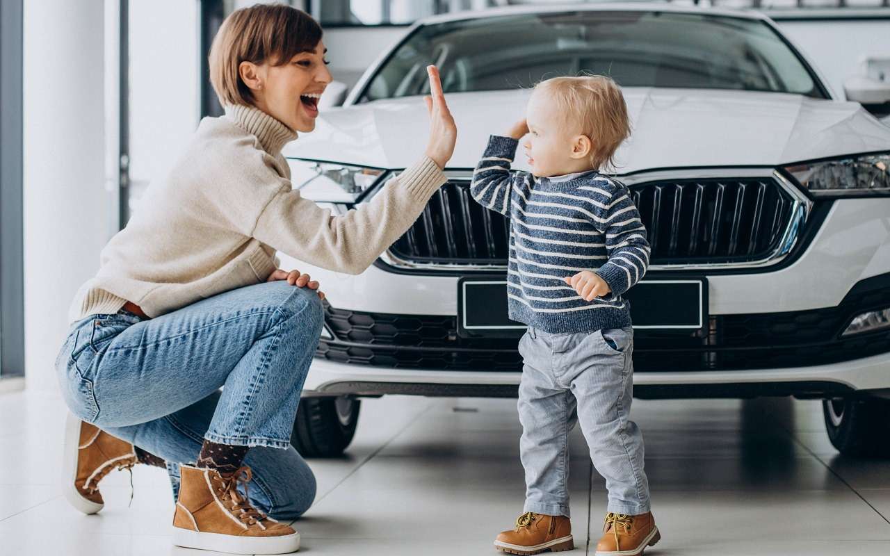 Маткапитал разрешат тратить на автомобиль: какие семьи получат такую возможность?