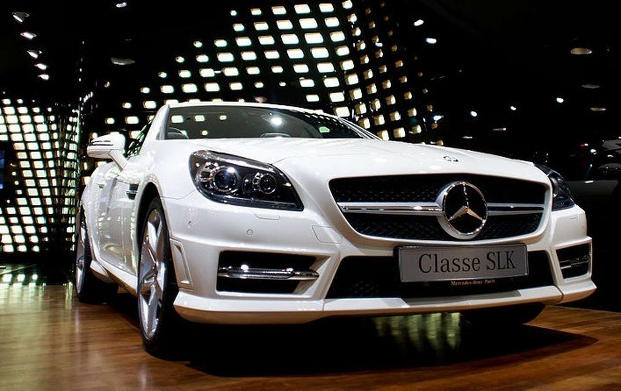 Во Франции отменили запрет на регистрацию новых Mercedes-Benz