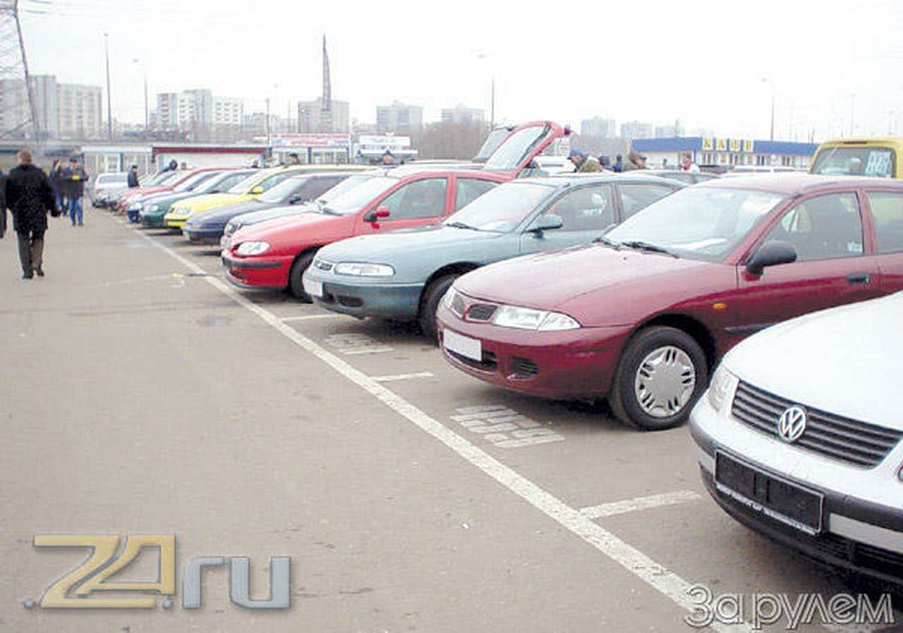 Жирный крест на сером фоне