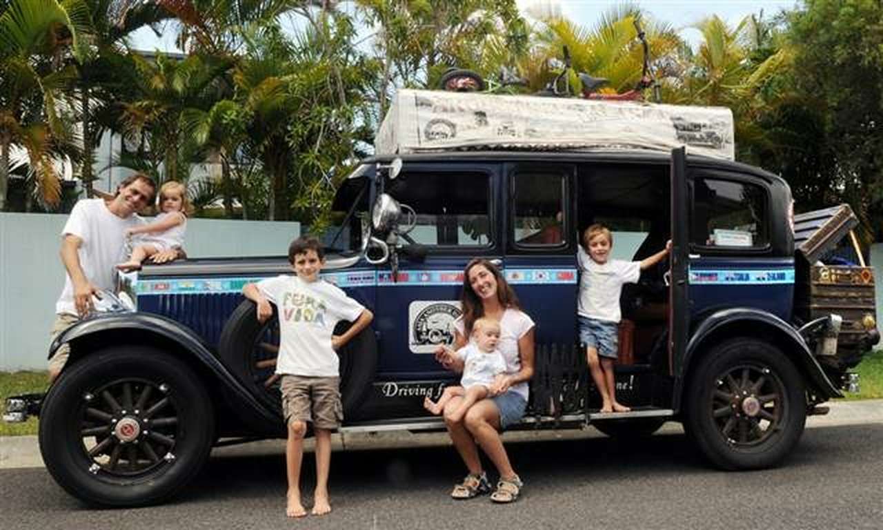 Семья Zapp и их верный Graham-Paige 610 образца 1928 года