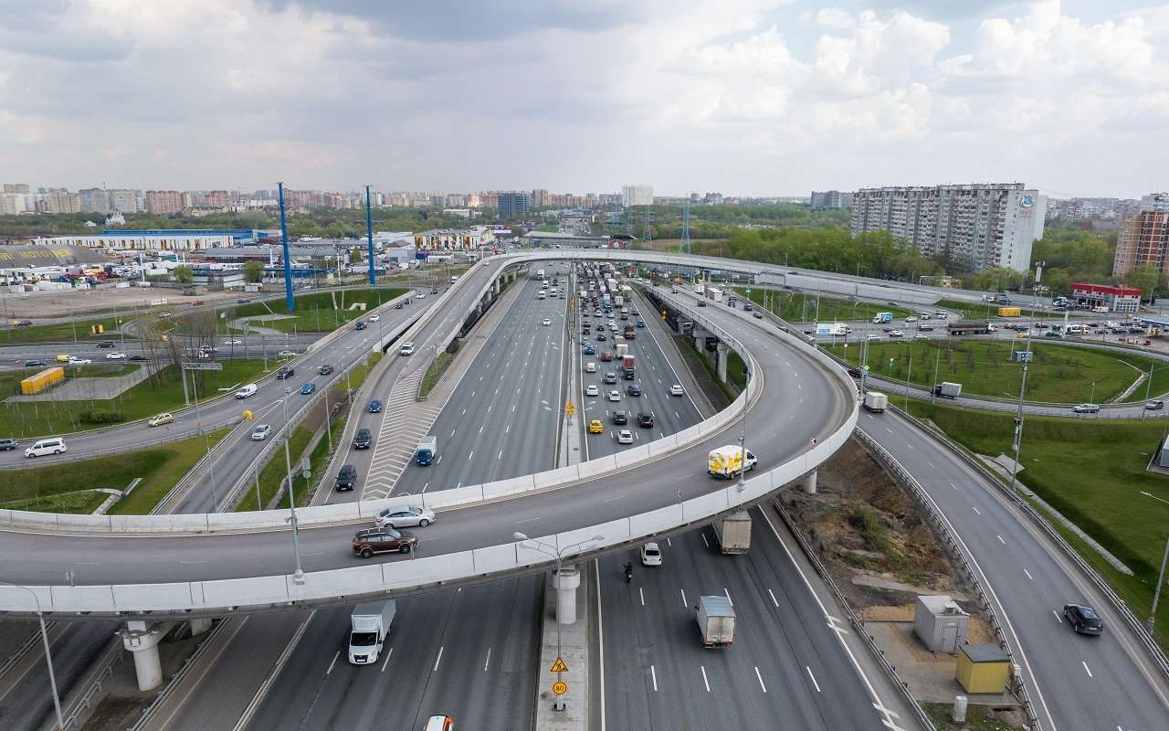 Андрей Бочкарев: По темпам строительства дорог Москва в топ-3 мировых лидеров