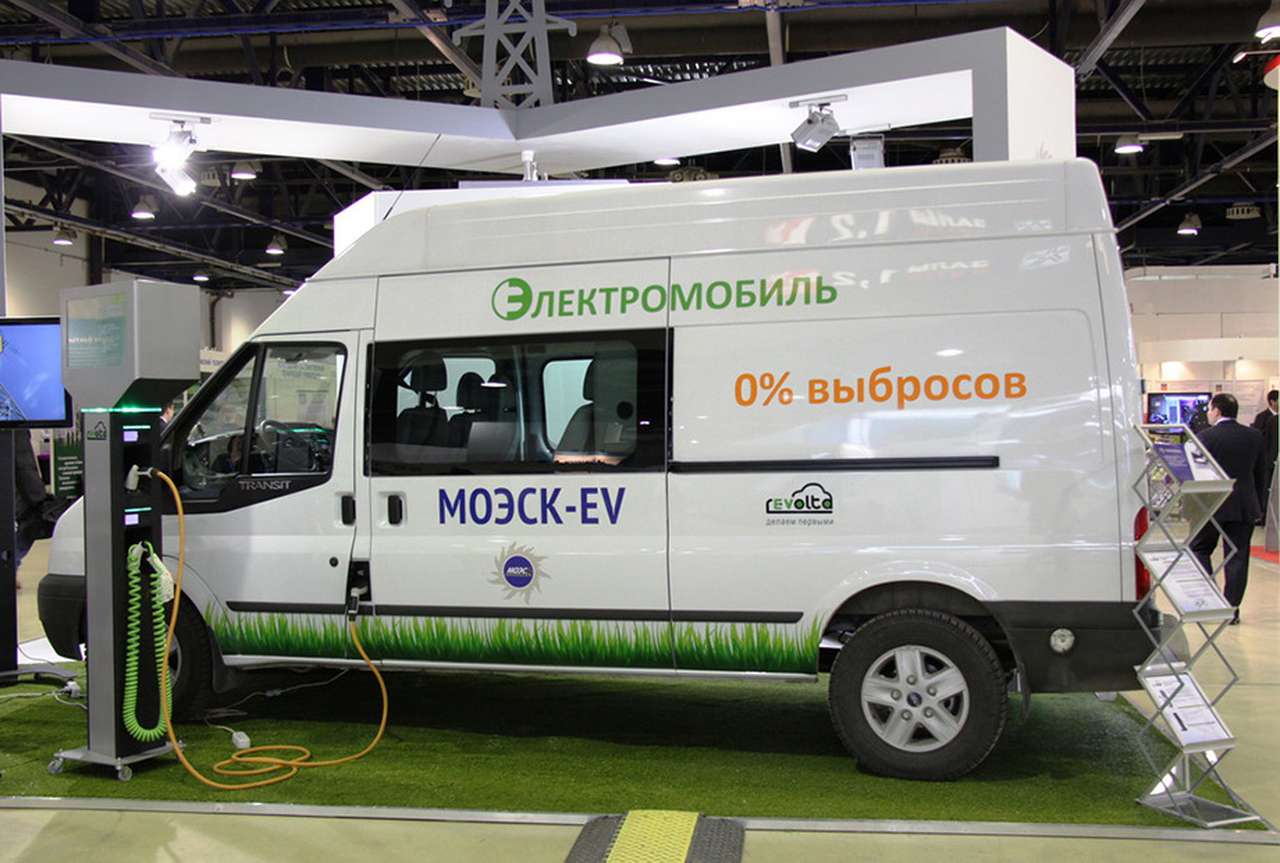 В Москве откроют еще 80 зарядных станций для электромобилей