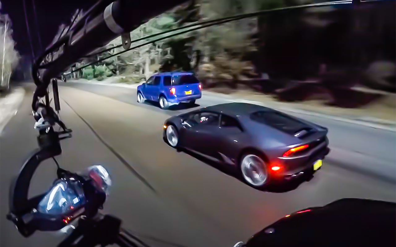 10 самых дорогих машин, разбитых на съемках фильмов