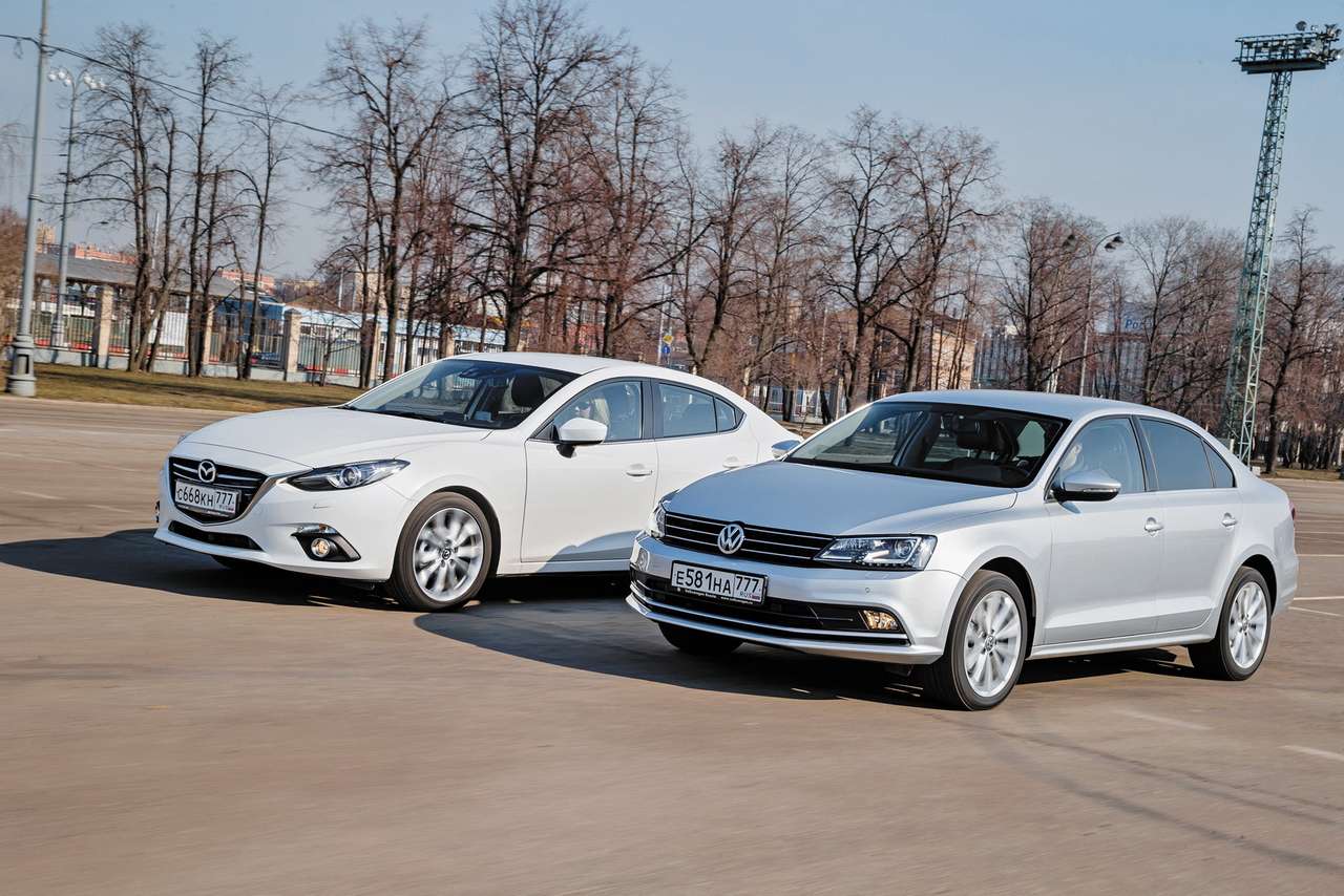 Mazda3 седан Active+ 1.5 (120 л.с.), 6AT (1 255 300 руб.) и VW Jetta 
Highline 1.4 TSI (150 л.с.) 7DSG (1 477 200 руб.)