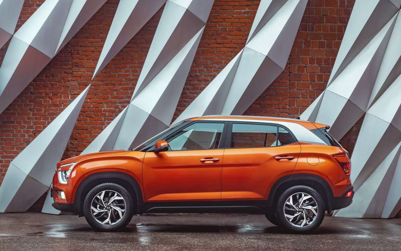 Теперь с МКП: комплектацию этих популярных авто российской сборки обновят