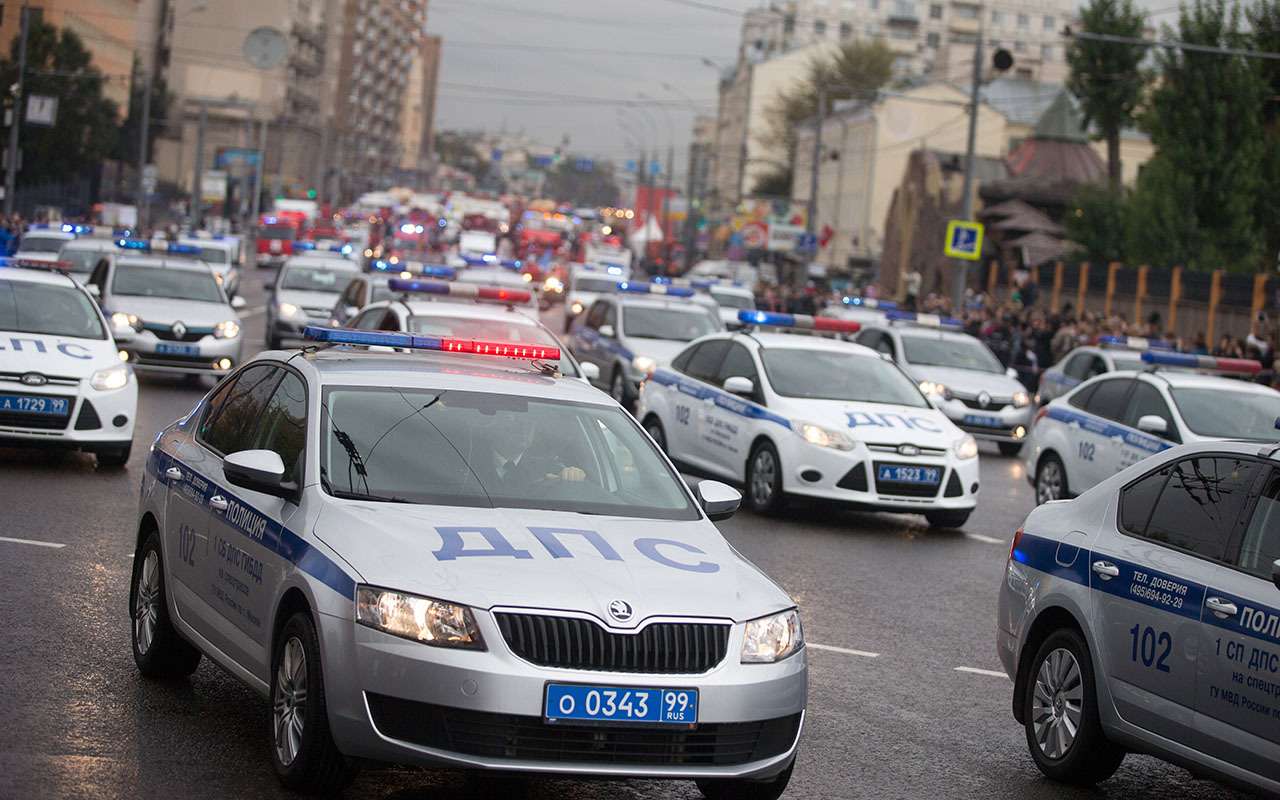 В ГИБДД сокращают две тысячи начальников