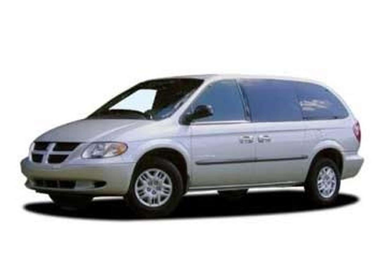 Chrysler отзывает 831 тыс. минивэнов