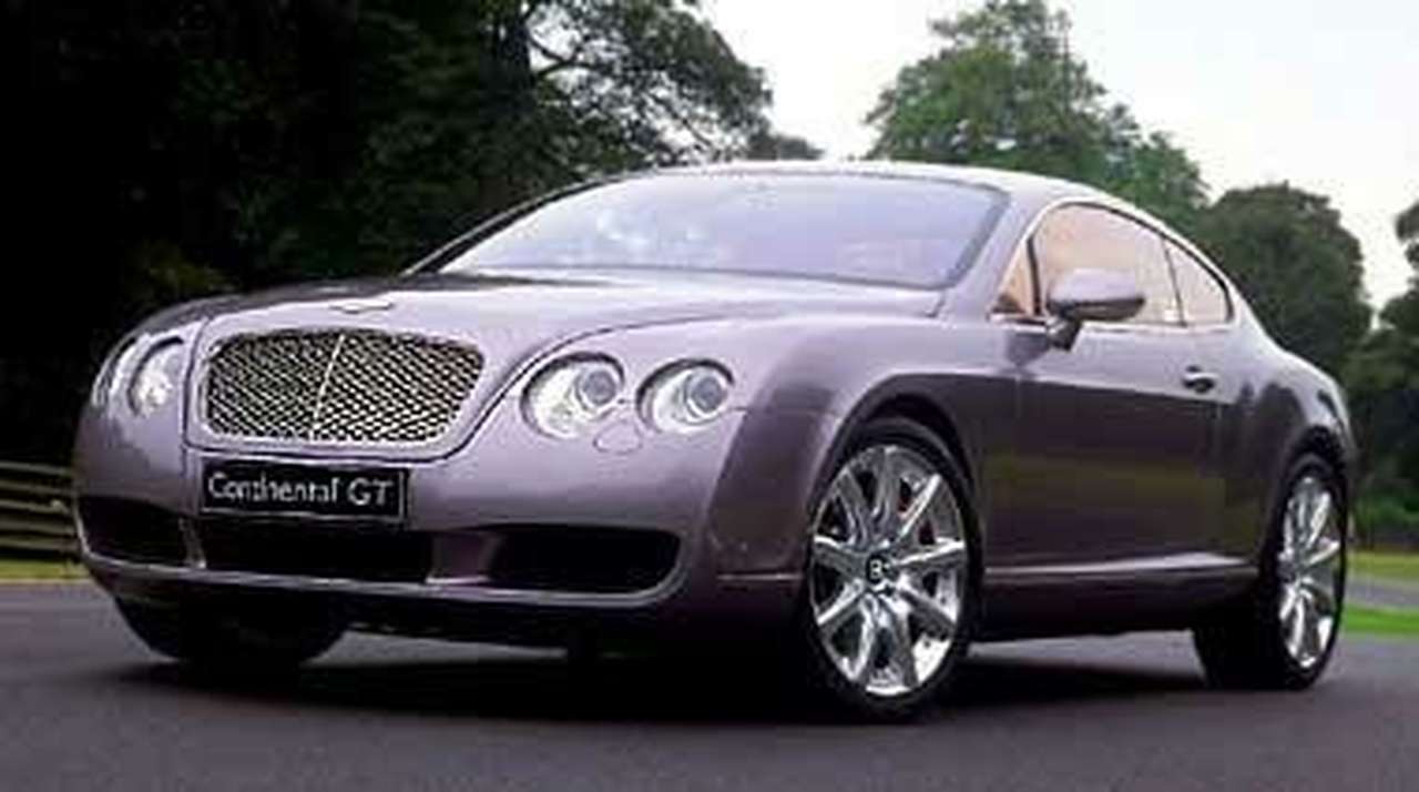 За Bentley Continental GT выстроилась очередь