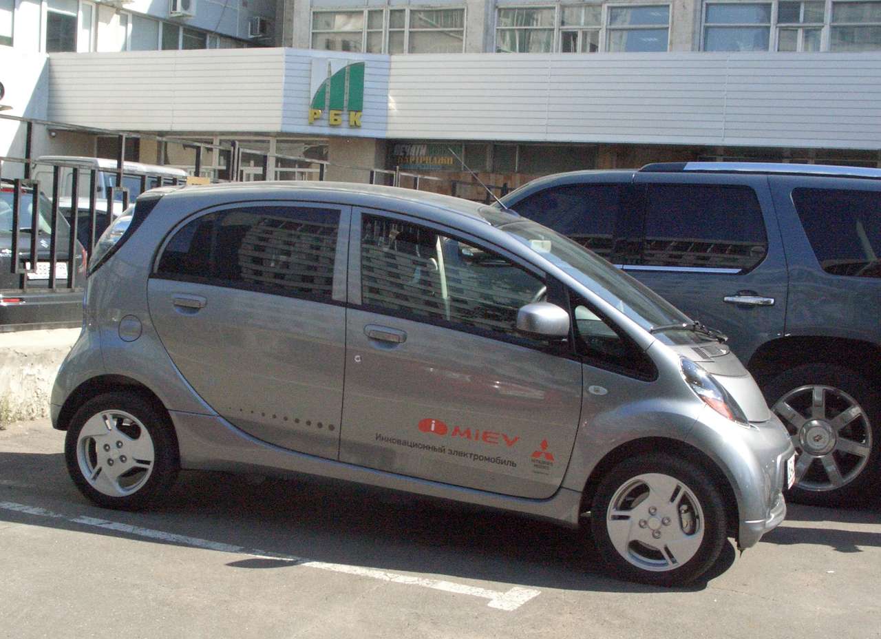 Mitsubishi готовится продавать электромобили под маркой Suzuki