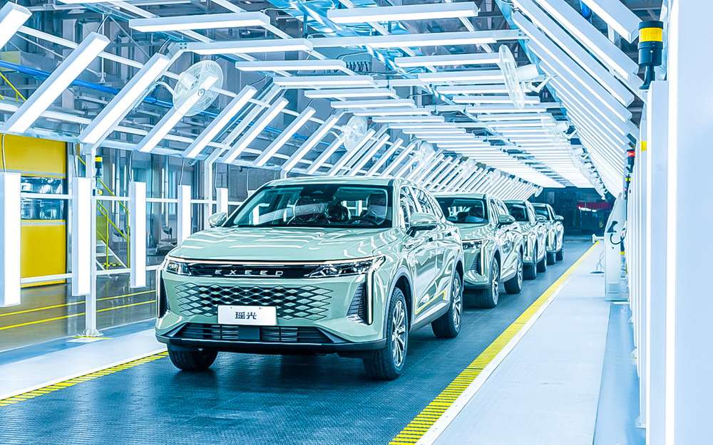 В Китае построили новый завод, чтобы выпускать автомобили для России