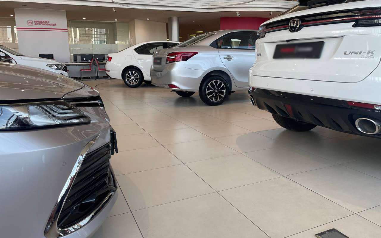 Назван срок, когда машины из Китая вытеснят российский автопром