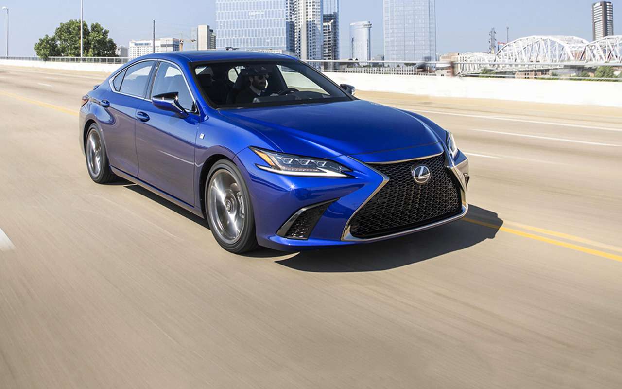 Таинственный седан от Lexus – мы его уже протестировали!