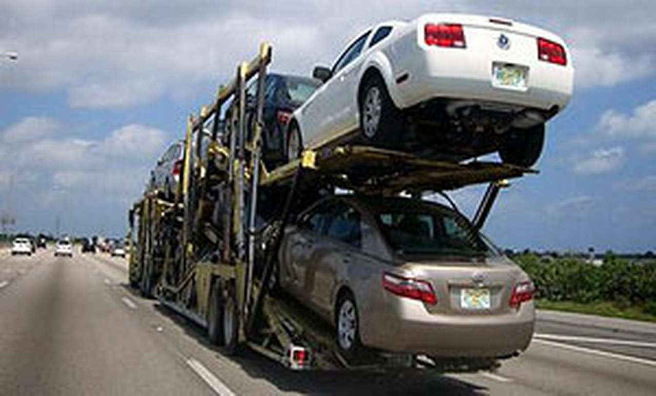 В 2011 году в РФ ввезли в 1,5 раза больше легковых авто, чем в прошлом