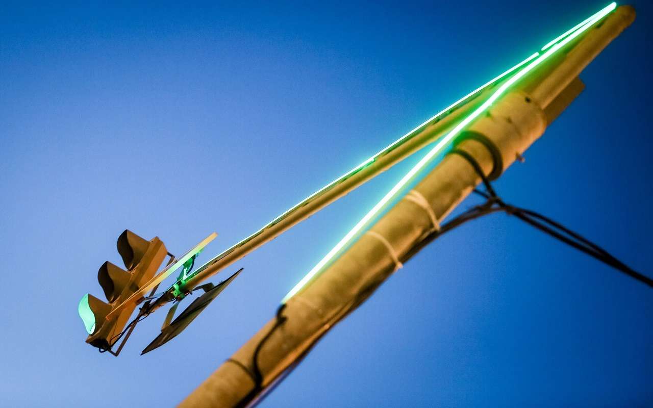 За некорректные знаки и светофоры можно подать в суд