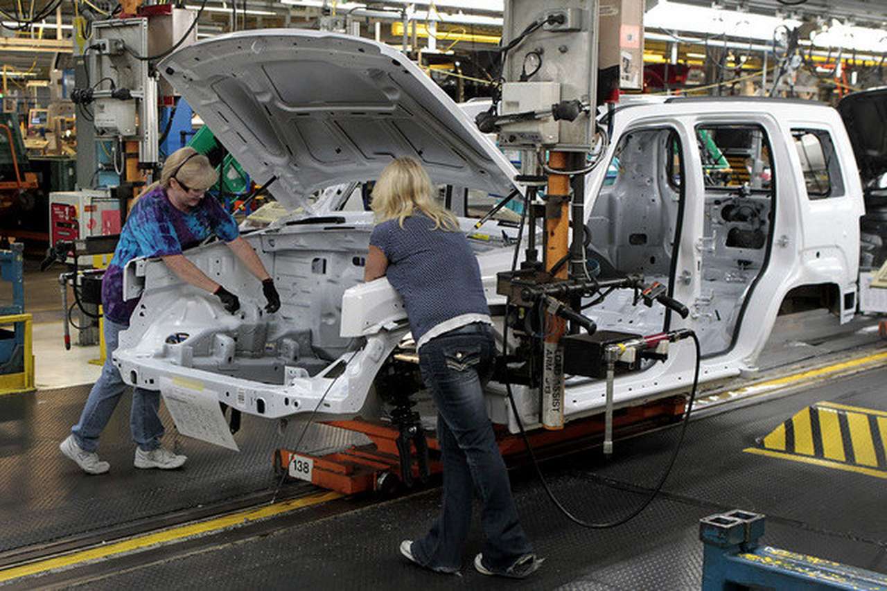 Jeep снимает с конвейера Liberty для подготовки к запуску нового кроссовера