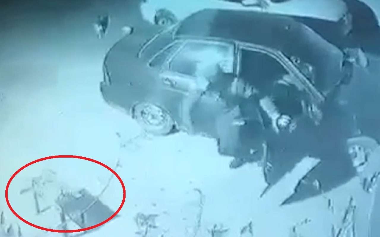 GTA по-русски: неизвестные на Приоре украли шашлык прямо с мангала (видео)