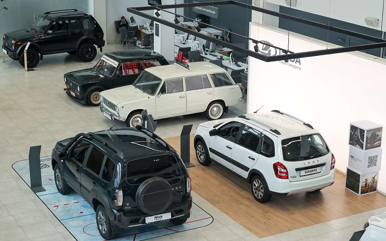 Lada Granta и Lada Niva Legend стали самыми популярными в Петербурге в 2023 году