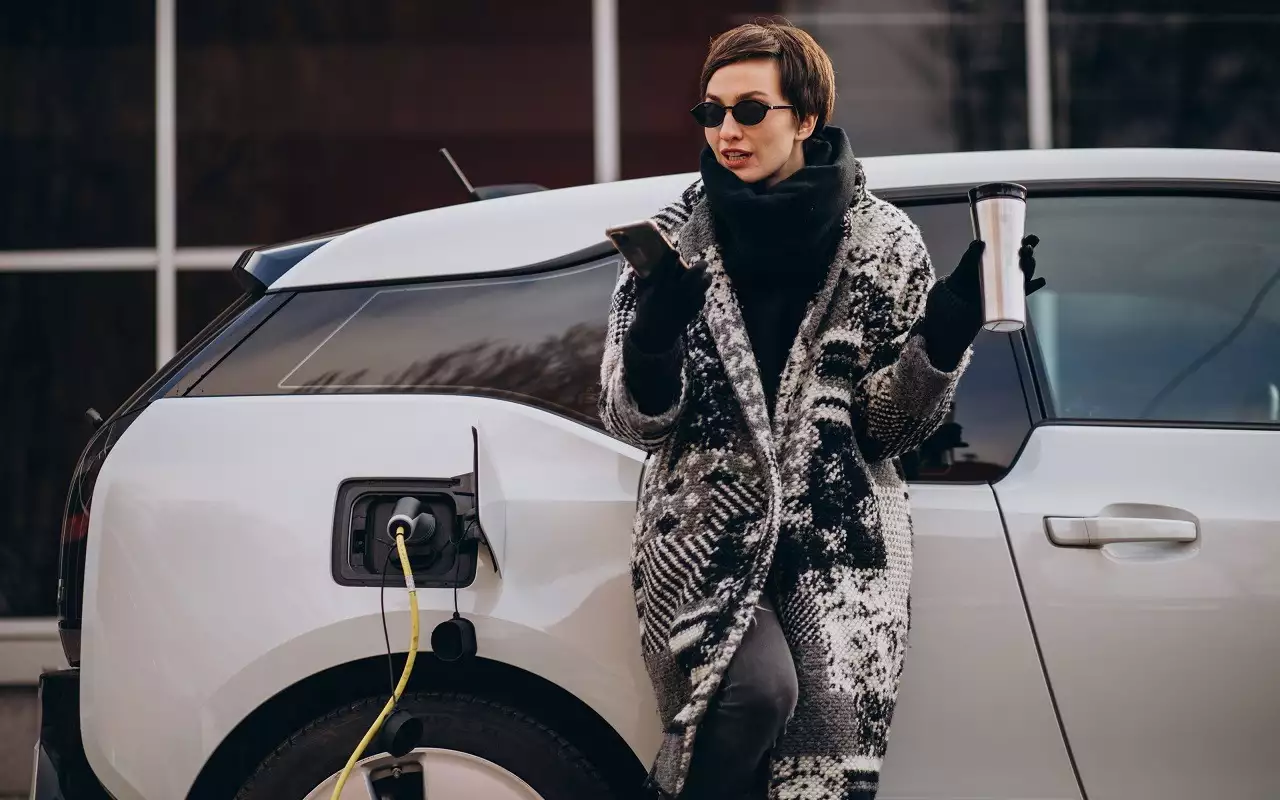 Продлят ли бесплатный проезд для российских электромобилей на платных трассах?