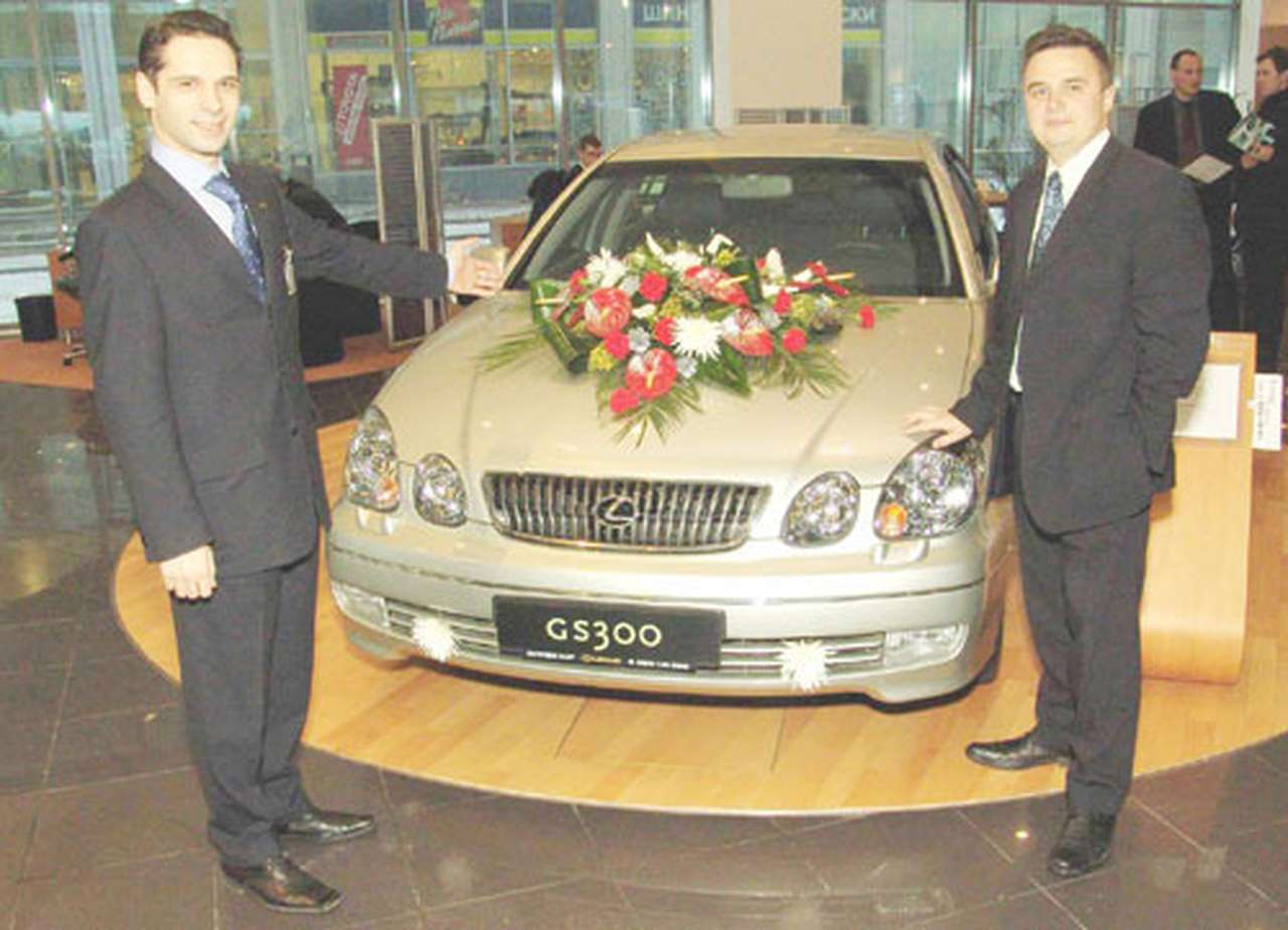 Россияне купили тысячу Lexus