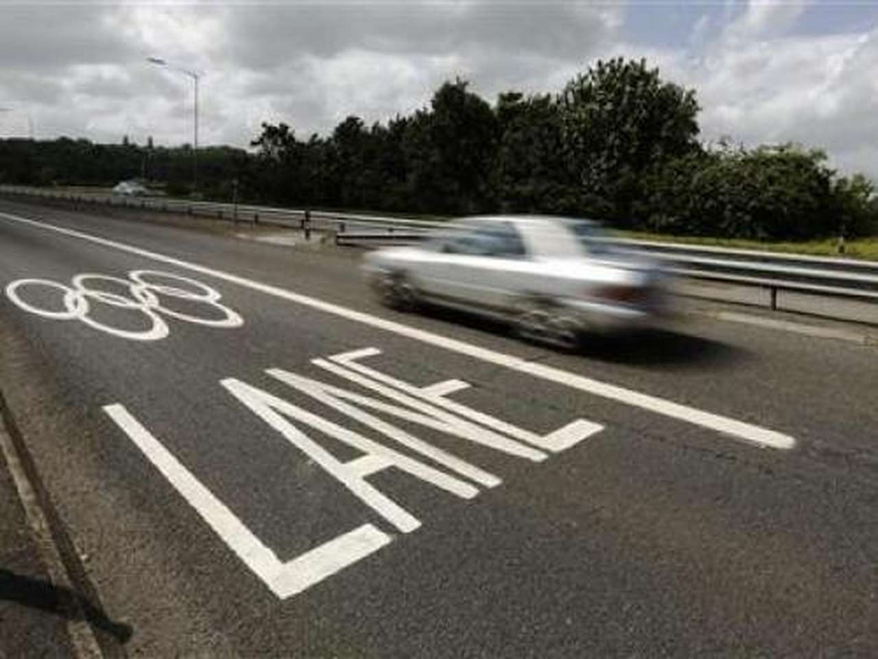 За езду по олимпийским полосам в Сочи будут штрафовать до 5 тыс. рублей