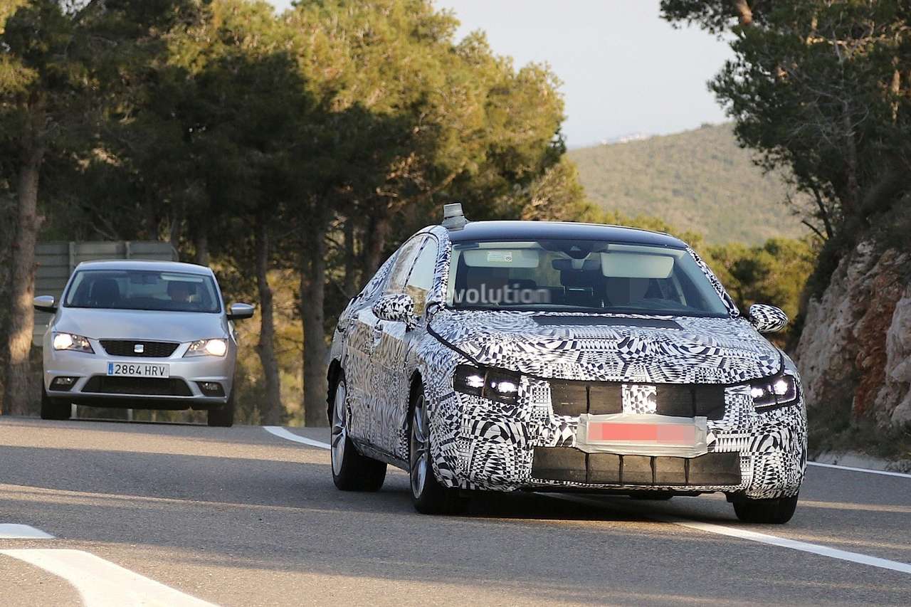 Папарацци заглянули в глаза новому VW Passat