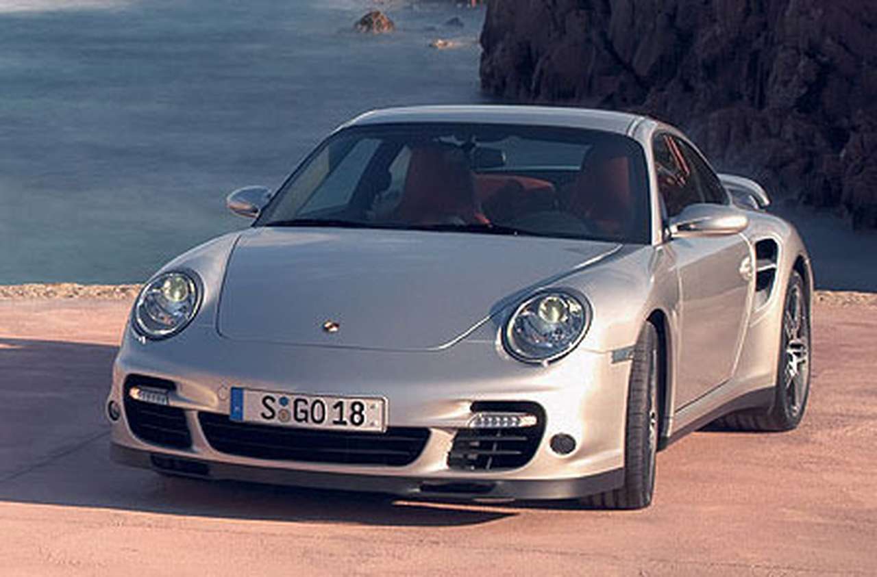 Первые официальные фотографии нового Porsсhe 911 Turbo