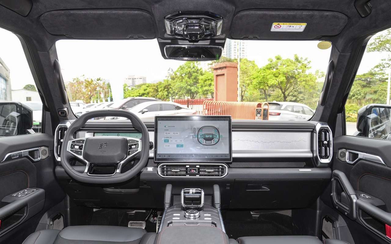 Интерьер Jetour T1