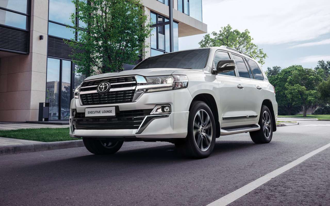 Обновилась топовая версия Land Cruiser 200