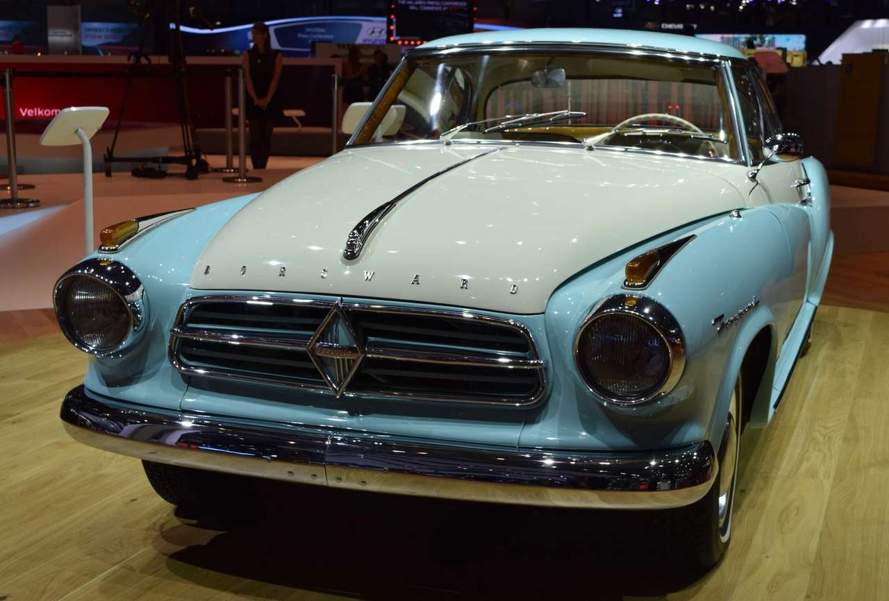 Средний срок использования автомобиля в России превысил 12 лет