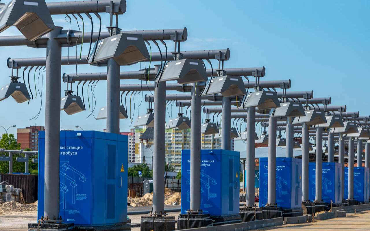В Москве возводят уже третий парк для зарядки электробусов