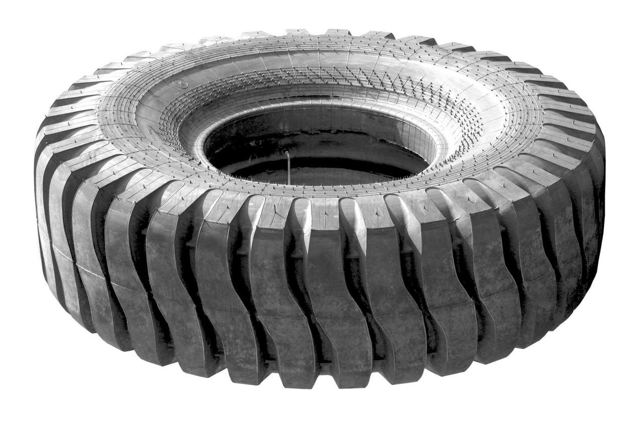 ЕЭК снизила давление китайских грузовых шин