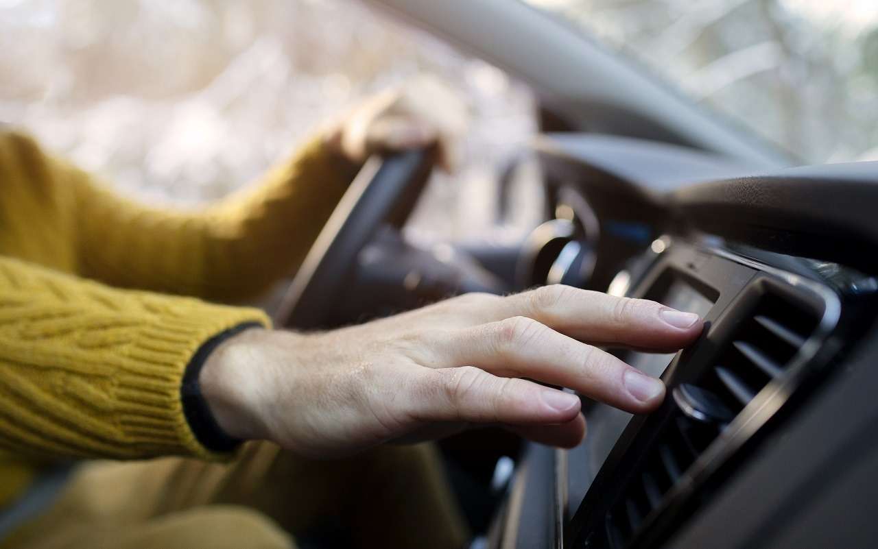 Названы основные причины плохой работы кондиционера в машине