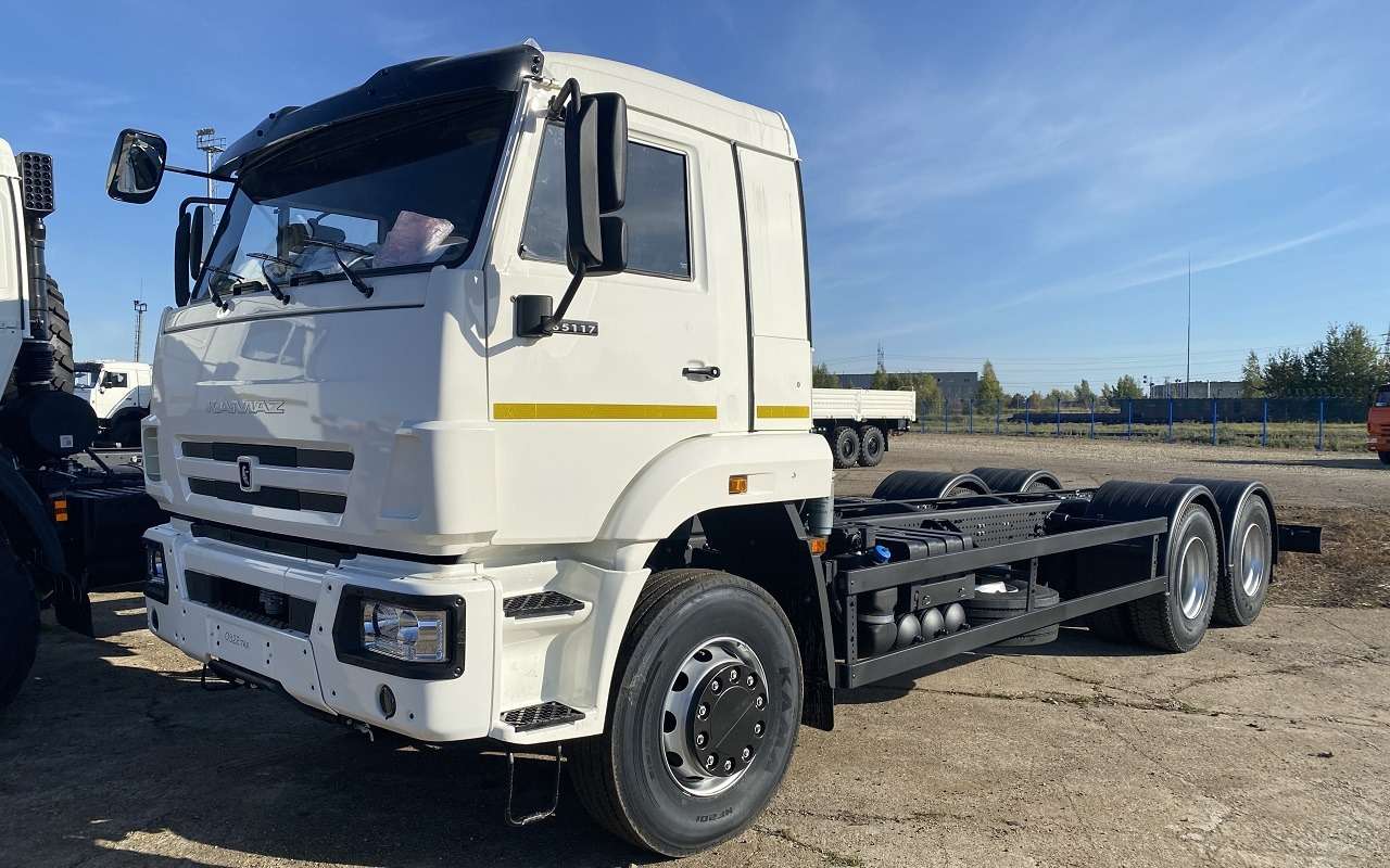 КАМАЗ-65117 с двигателем 390 л.с.