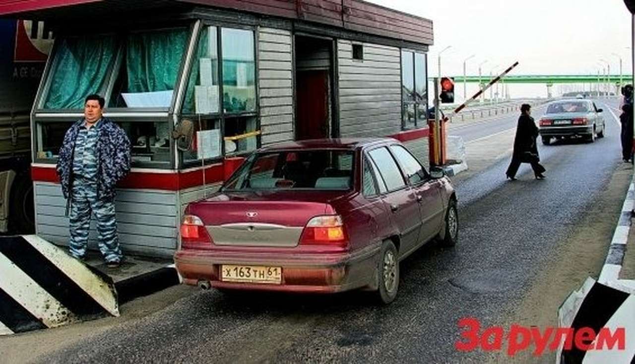  Из-за нерасторопности кассиров на трассе «Дон» скапливаются машины