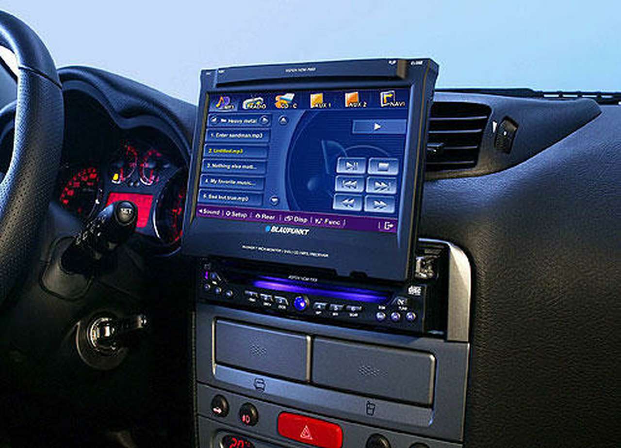 Blaupunkt: с точкой в «голове»