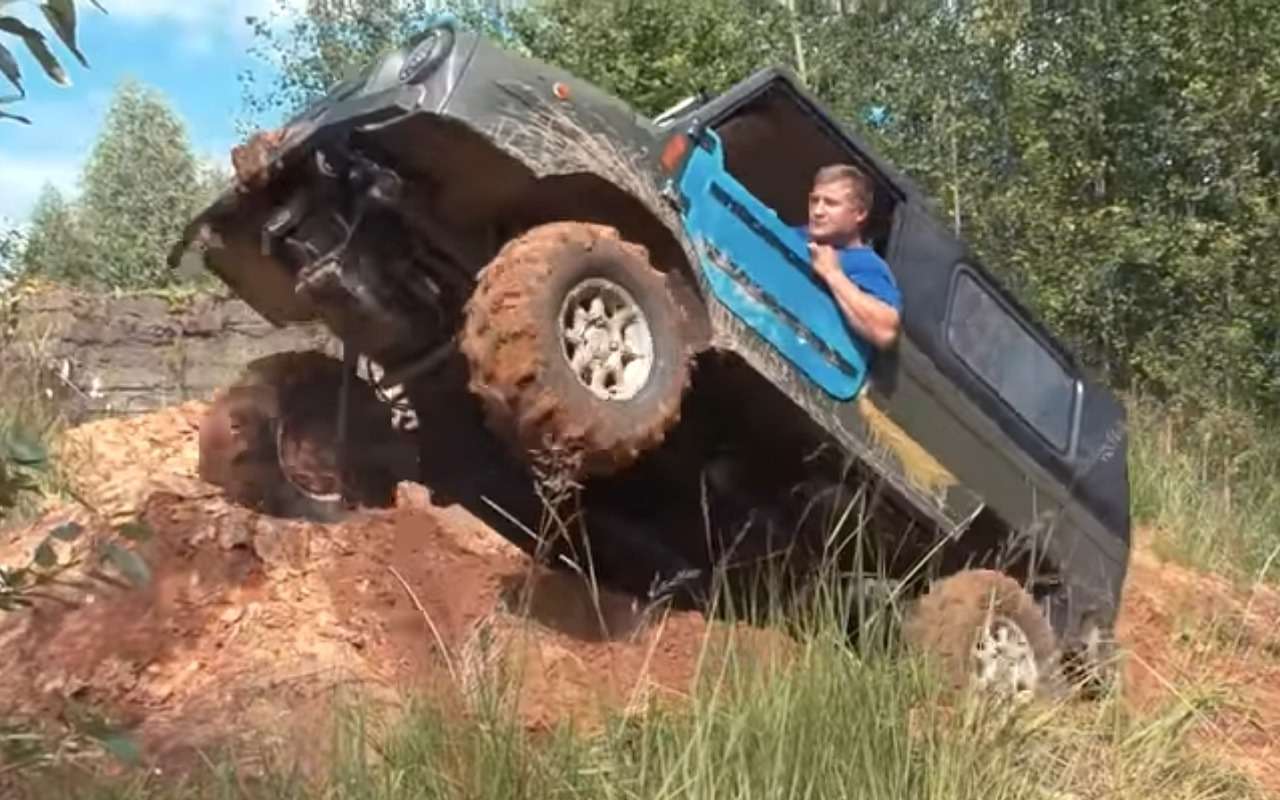 Экстремальный внедорожник из СССР — ЛуАЗ-969 Волынь (видео)