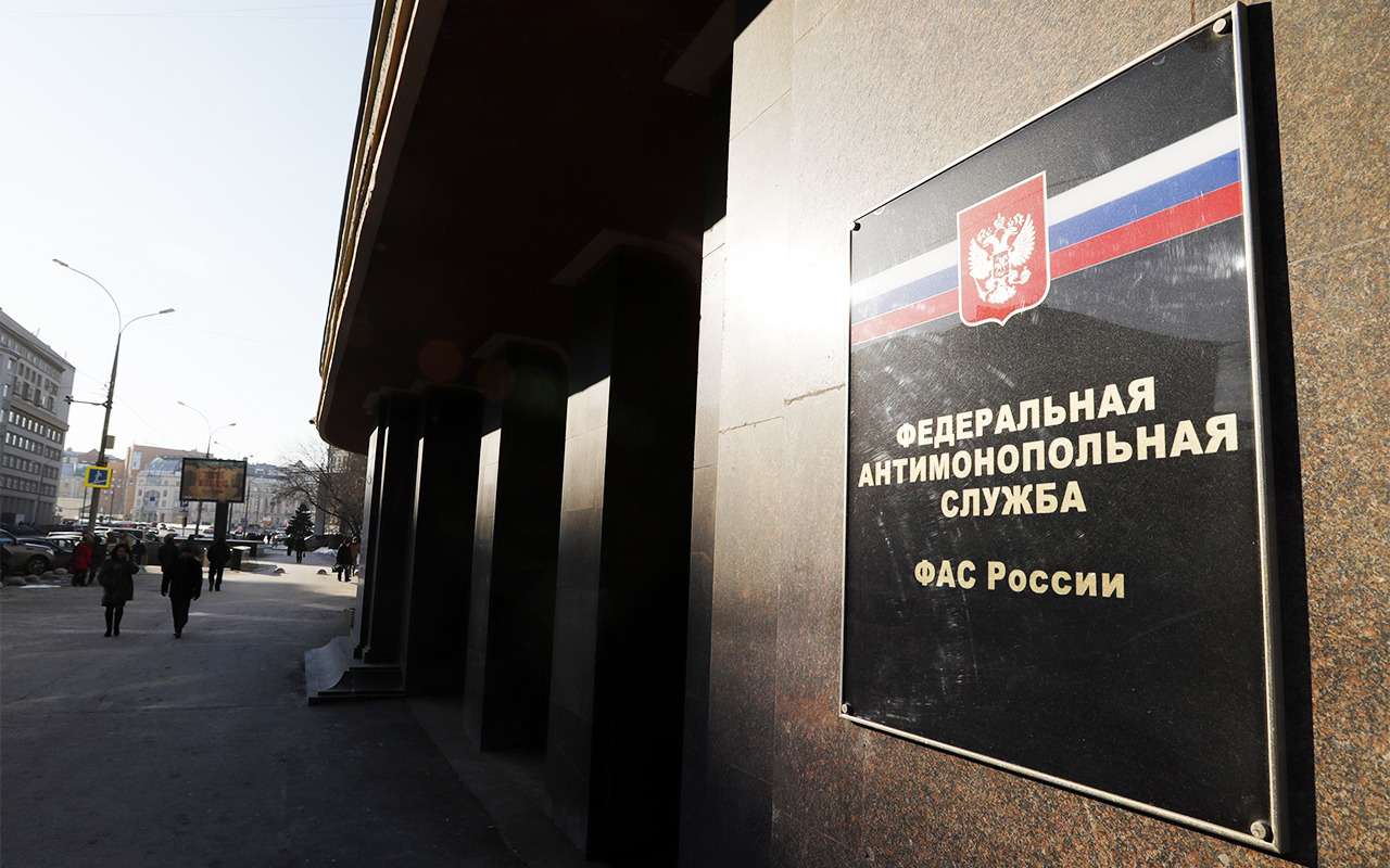 Чиновники прислушались к Путину: ФАС начала контролировать топливный рынок