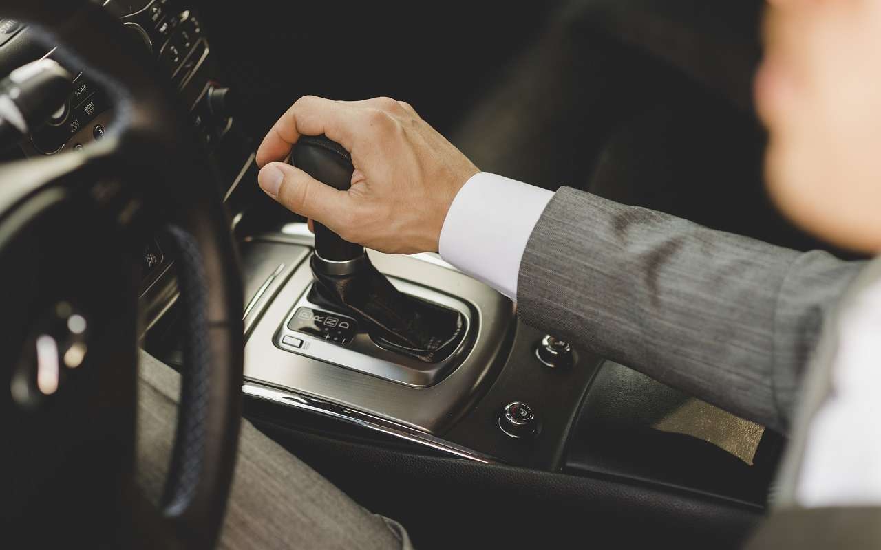 Названы пять признаков нехватки масла в «автомате»