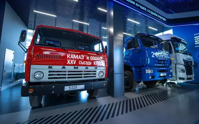 Первому выпущенному КАМАЗу исполнилось полвека