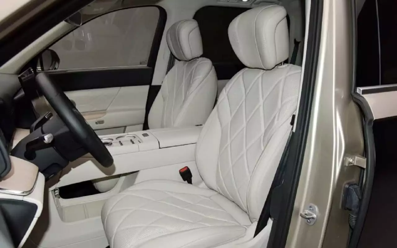 Интерьер Chery Fulwin T11 EREV